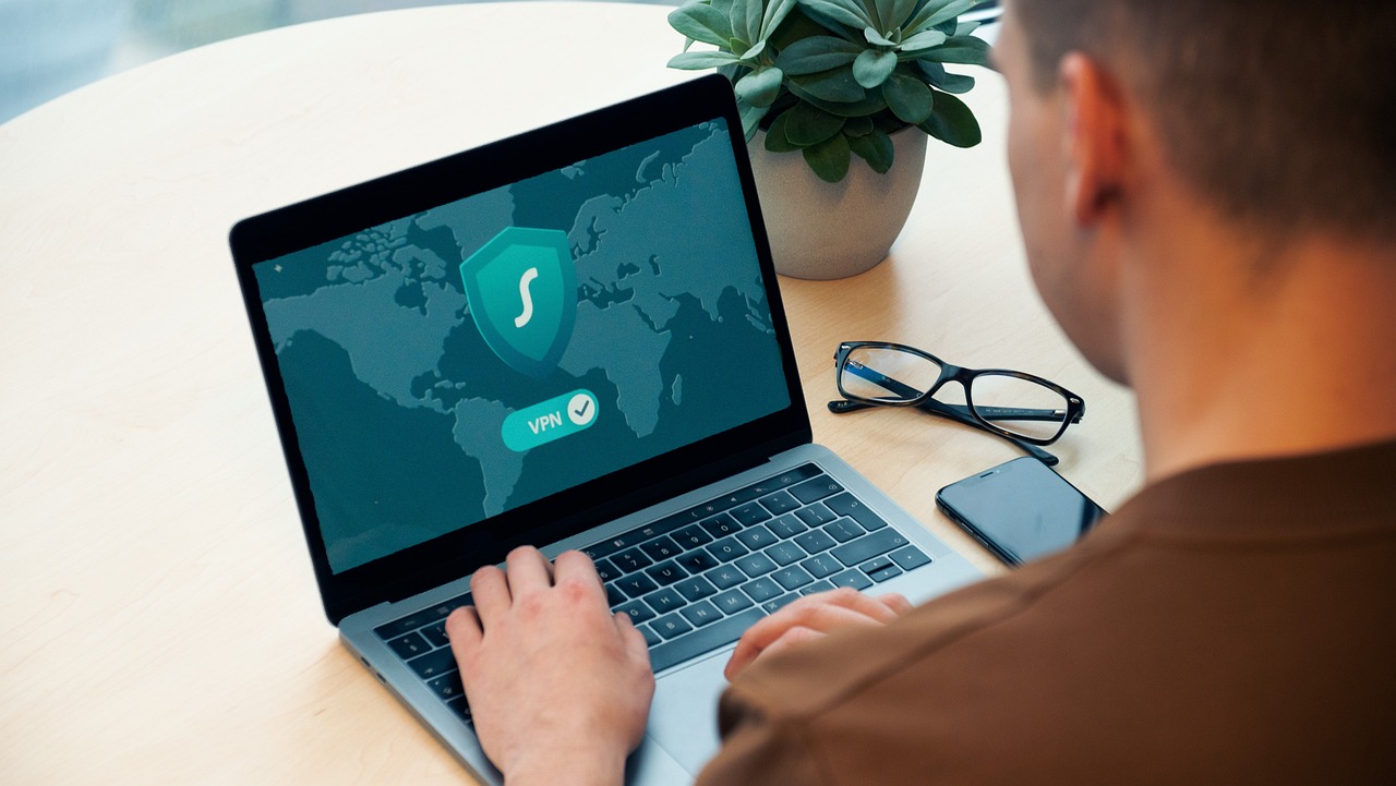 VPN vs. Proxy: Which One is Right for You?